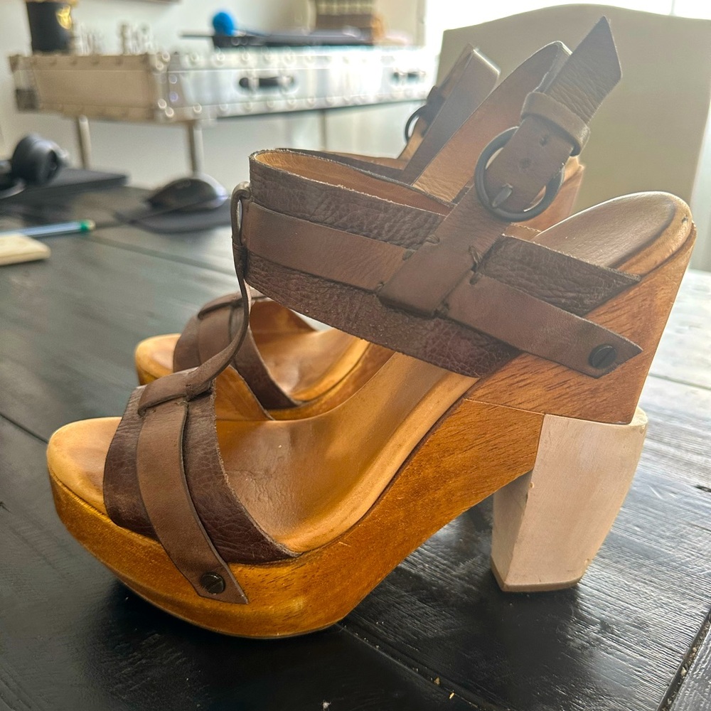 All Saints 100% Authentic Wood Genuine Leather Wedges Platforms. Great condition